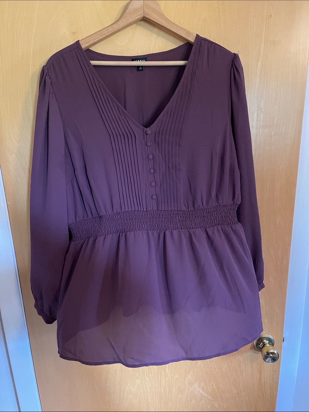 Torrid georgette babydoll pintuck blouse with long sleeves plum maroon color 2x